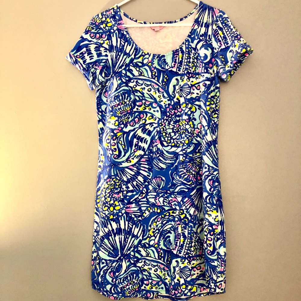 Lilly Pulitzer T-Shirt Dress size Medium